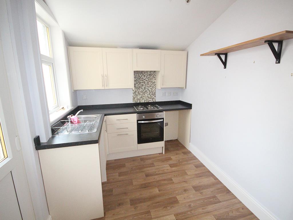 3 bedroom terraced house To Let in Barnoldswick - IMG_1478.jpg